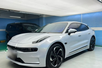 极氪001 2021款 超长续航单电机 WE版