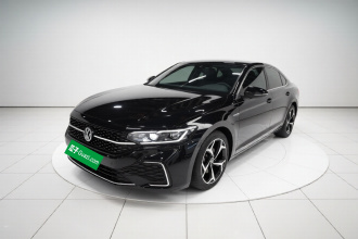 大众 帕萨特 2023款 改款 330TSI 星空豪华版