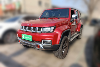 北京越野 北京BJ40 2023款 2.0T 自动四驱城市猎人版至尊型