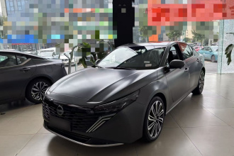 日产 天籁 2026款 鸿蒙座舱 2.0L 超舒适版