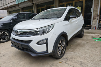 比亚迪 元 2017款 1.5L 手动全景天窗版