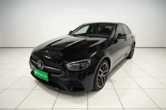 奔驰E级(进口) 2021款 改款 E 300 运动版