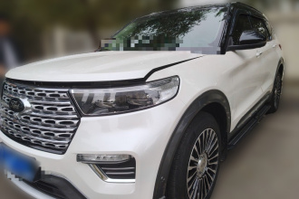 福特 探险者 2020款 EcoBoost 285 四驱钛金版 7座