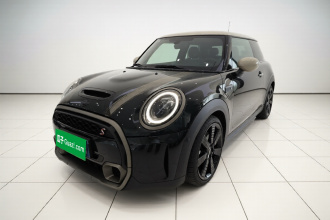 MINI 2023款 2.0T COOPER S 执迷版