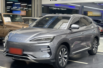 比亚迪 宋PLUS新能源 2024款 荣耀版 EV 520km 尊贵型