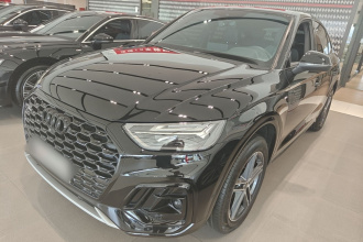 奥迪Q5L Sportback 2024款 40 TFSI 时尚型