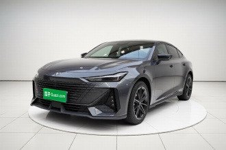 长安UNI-V 2022款 1.5T 尊贵型