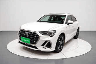 奥迪Q3 2021款 45 TFSI quattro 豪华动感型