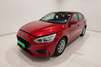 福特 福克斯 2020款 两厢 EcoBoost 180 自动锋潮型