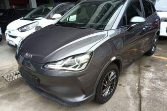 哪吒汽车 哪吒V 2021款 标准续航版