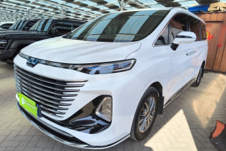 奔腾M9 2023款 2.0T 至尊型