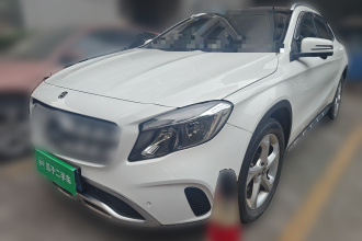 奔驰GLA 2018款 GLA 200 动感型