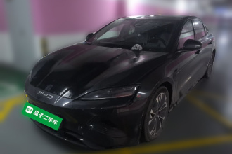 比亚迪 海豹 2023款 冠军版 700km 尊贵型
