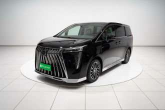 广汽传祺 传祺M8 2023款 宗师系列 400T 旗舰版