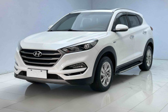 现代 途胜 2018款 1.6T 双离合两驱15周年特别版
