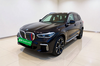 宝马X5 2022款 改款 xDrive 40Li 尊享型M运动套装