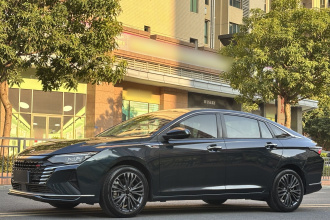 东风风神 奕炫MAX 2021款 1.5T 超炫潮爸版