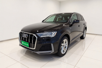 奥迪Q7 2021款 45 TFSI quattro S line运动型