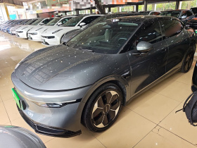 极氪007 2024款 后驱智驾版 75kWh