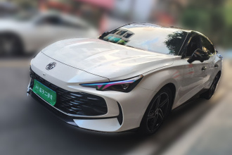 名爵 MG7 2025款 1.5T 300 DCT豪华版