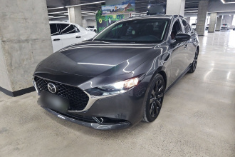 马自达3 昂克赛拉 2022款 2.0L 自动质雅黑曜版