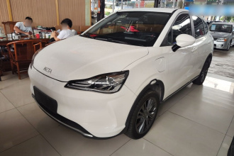 哪吒汽车 哪吒V 2022款 潮 400 Lite