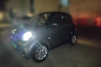 smart fortwo 2015款 1.0L 52千瓦硬顶灵动版