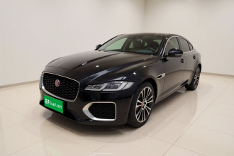 捷豹XFL 2021款 XFL 2.0T P250 两驱尊享豪华版