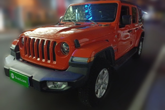 Jeep 牧马人 2018款 2.0T Sahara 四门版