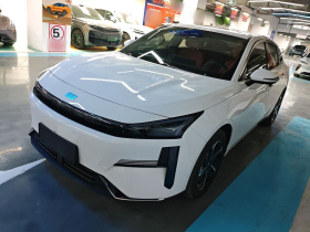 吉利银河 银河L6 2025款 EM-i 140km 星舰版