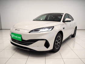 比亚迪 海豹06新能源 2026款 DM-i 超享版 128KM豪华版