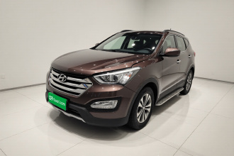 现代 胜达 2015款 2.0T 自动两驱智能型 5座