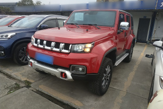 北京越野 北京BJ40 2023款 2.0T 自动四驱城市猎人版侠客型