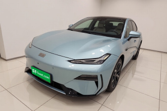 吉利银河 银河E8 2025款 700km 远航智驾版