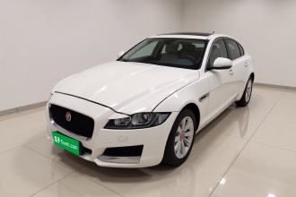 捷豹XFL 2020款 XFL 2.0T P200 两驱风华版