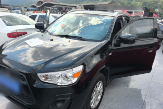 三菱 劲炫ASX 2013款 2.0L CVT两驱精英版