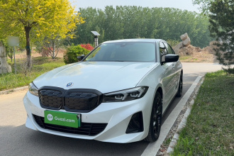 宝马i3 2024款 eDrive 40 L 曜夜套装