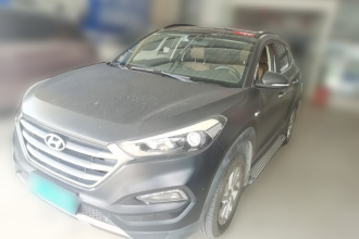 现代 途胜 2015款 1.6T 双离合两驱智能型