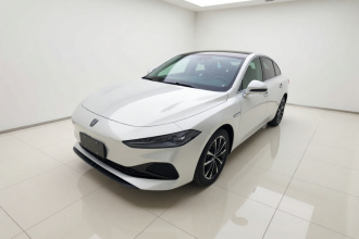 荣威D7 2025款 DMH 125km 世界冠军卓越版