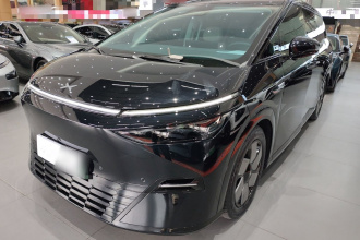 小鹏X9 2025款 纯电 650长续航 Max