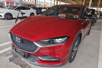 马自达CX-4 2020款 2.0L 自动两驱蓝天活力版