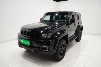 北京越野 北京BJ40 2023款 2.0D 自动四驱刀锋英雄版侠客型