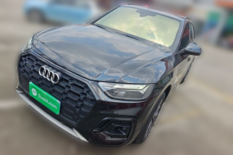 奥迪Q5L 2024款 40 TFSI 豪华动感型