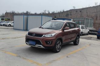 北京汽车 绅宝X35 2016款 1.5L 自动豪华版