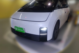 理想汽车 理想MEGA 2025款 Home 家庭特别版