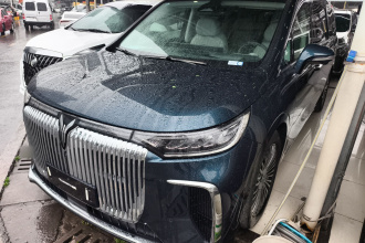 岚图汽车 岚图梦想家 2025款 PHEV 四驱旗舰鲲鹏版