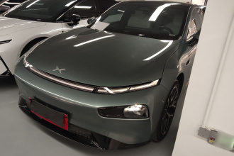 小鹏P7 2023款 P7i 702 Max