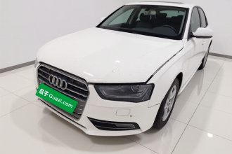 奥迪A4L 2015款 35 TFSI 自动标准型