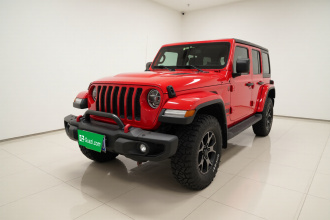 Jeep 牧马人 2018款 2.0T Sahara 四门版