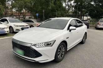 比亚迪 秦PLUS 2024款 荣耀版 DM-i 55KM领先型